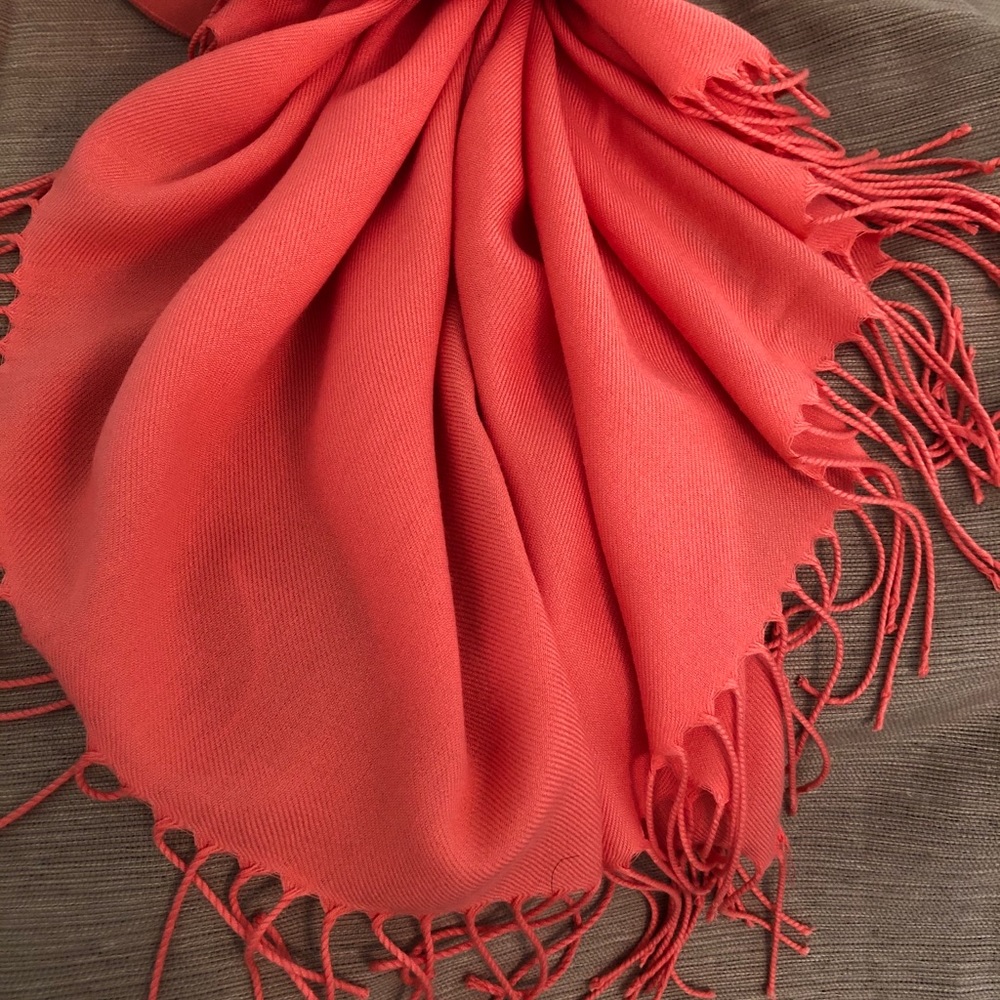 NWOT PASMINA SCARF